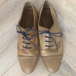 ZARA Leather oxfords Made in Spain